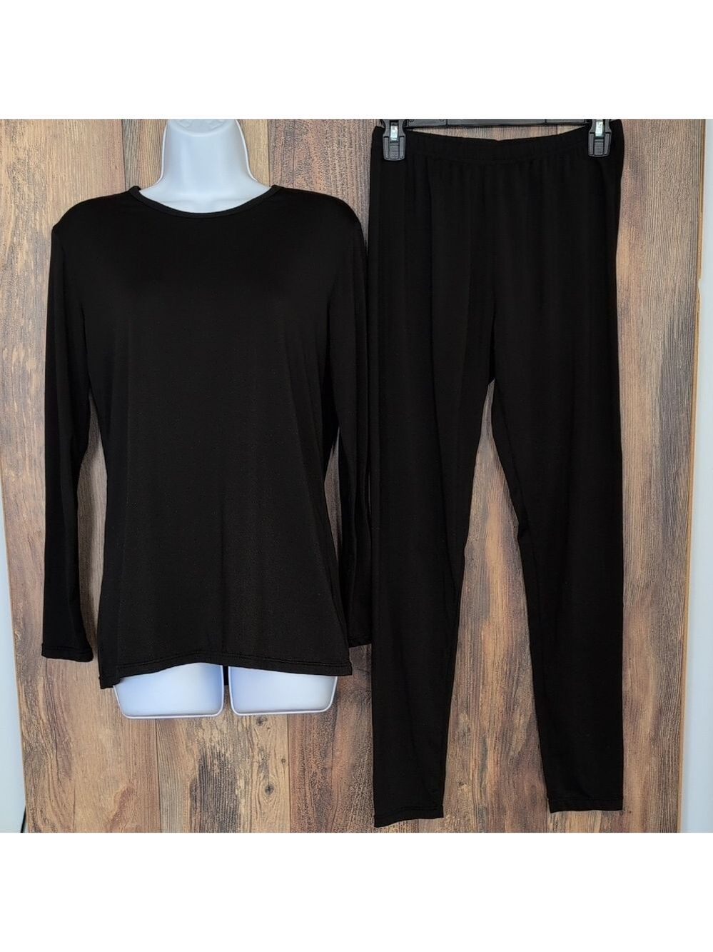 ViCherub Black Thermal Layering Long Sleeve Top and Pants Set L         R 136